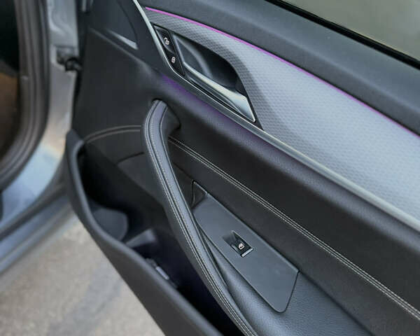 Серый БМВ 5 Серия, объемом двигателя 2 л и пробегом 166 тыс. км за 27700 $, фото 37 на Automoto.ua