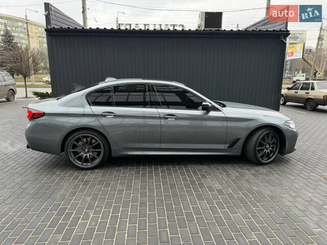 Сірий БМВ 5 Серія, об'ємом двигуна 3 л та пробігом 95 тис. км за 36999 $, фото 10 на Automoto.ua