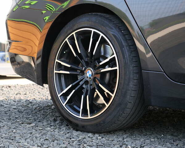 Серый БМВ 5 Серия, объемом двигателя 3 л и пробегом 186 тыс. км за 28999 $, фото 18 на Automoto.ua