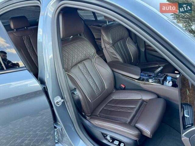 Серый БМВ 5 Серия, объемом двигателя 3 л и пробегом 59 тыс. км за 54999 $, фото 25 на Automoto.ua