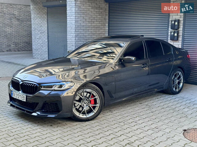 Серый БМВ 5 Серия, объемом двигателя 2 л и пробегом 154 тыс. км за 26999 $, фото 7 на Automoto.ua