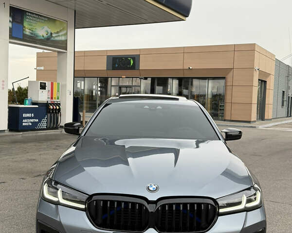 Сірий БМВ 5 Серія, об'ємом двигуна 2.98 л та пробігом 74 тис. км за 41900 $, фото 5 на Automoto.ua