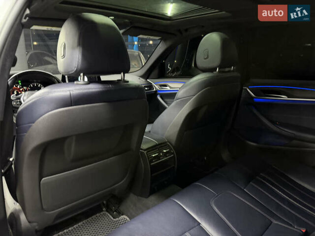 Серый БМВ 5 Серия, объемом двигателя 3 л и пробегом 126 тыс. км за 31900 $, фото 22 на Automoto.ua