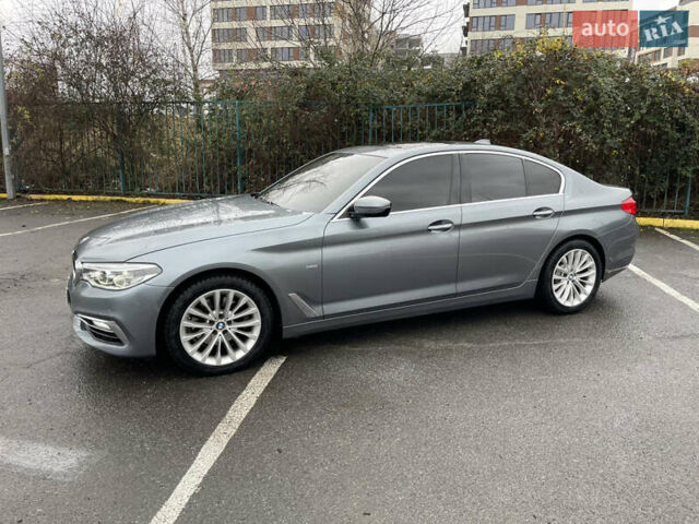 Серый БМВ 5 Серия, объемом двигателя 2 л и пробегом 137 тыс. км за 29500 $, фото 2 на Automoto.ua