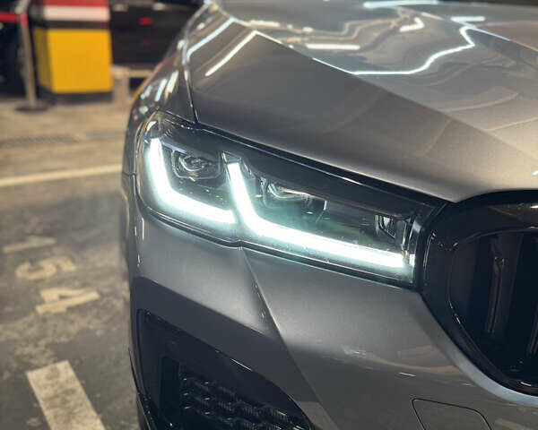 Серый БМВ 5 Серия, объемом двигателя 3 л и пробегом 74 тыс. км за 39000 $, фото 17 на Automoto.ua