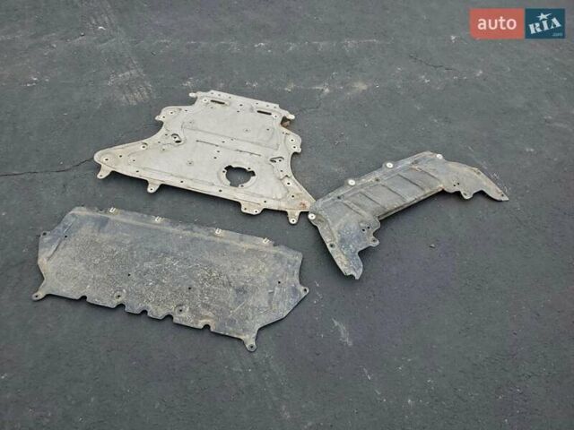 Серый БМВ 5 Серия, объемом двигателя 2 л и пробегом 82 тыс. км за 8000 $, фото 11 на Automoto.ua