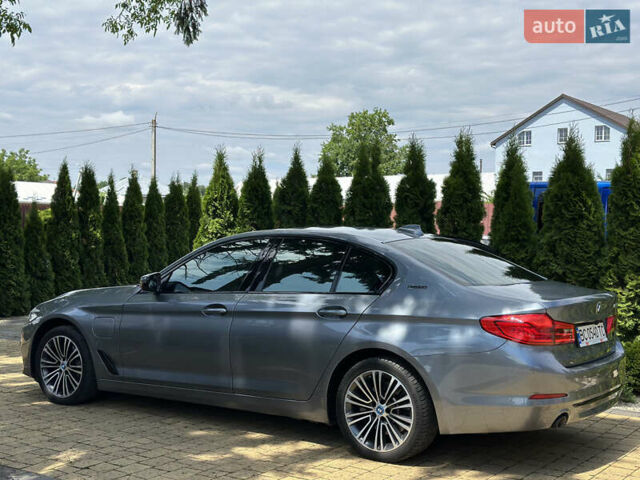 Серый БМВ 5 Серия, объемом двигателя 2 л и пробегом 82 тыс. км за 31250 $, фото 27 на Automoto.ua