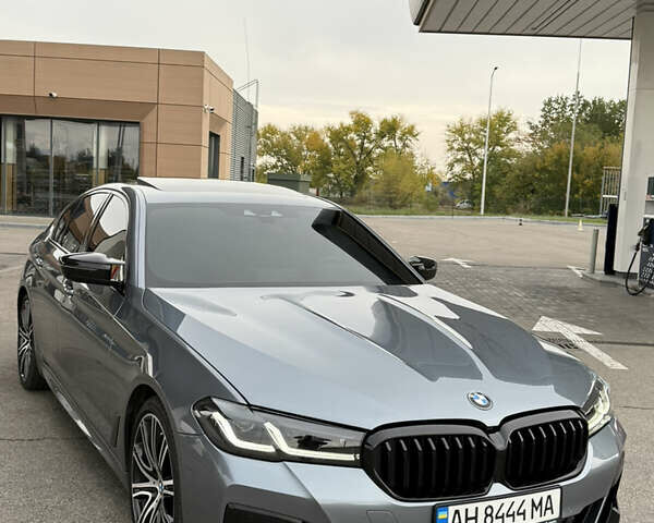 Сірий БМВ 5 Серія, об'ємом двигуна 2.98 л та пробігом 74 тис. км за 41900 $, фото 4 на Automoto.ua