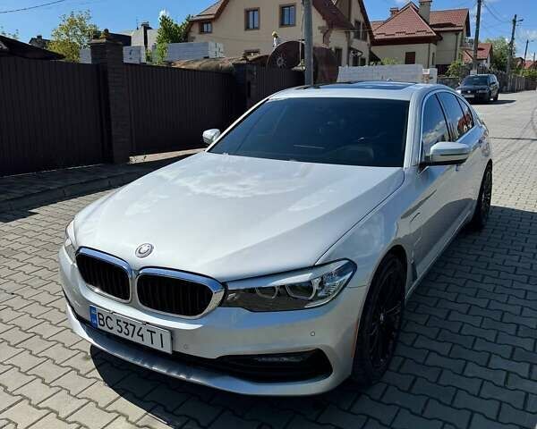 Серый БМВ 5 Серия, объемом двигателя 2 л и пробегом 80 тыс. км за 28000 $, фото 16 на Automoto.ua