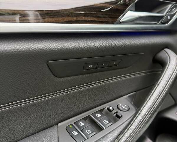 Серый БМВ 5 Серия, объемом двигателя 2 л и пробегом 99 тыс. км за 26000 $, фото 21 на Automoto.ua