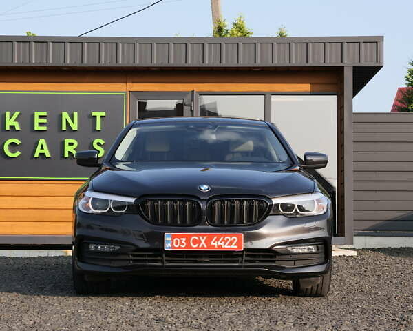 Серый БМВ 5 Серия, объемом двигателя 3 л и пробегом 186 тыс. км за 28999 $, фото 1 на Automoto.ua