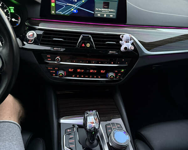 Серый БМВ 5 Серия, объемом двигателя 2 л и пробегом 54 тыс. км за 34999 $, фото 15 на Automoto.ua