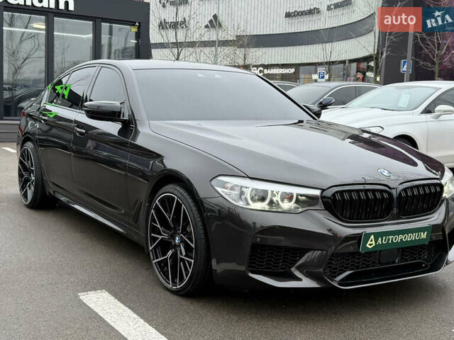 Серый БМВ 5 Серия, объемом двигателя 2 л и пробегом 131 тыс. км за 29999 $, фото 4 на Automoto.ua