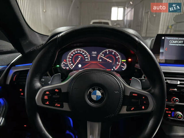 Серый БМВ 5 Серия, объемом двигателя 2.99 л и пробегом 205 тыс. км за 38700 $, фото 43 на Automoto.ua