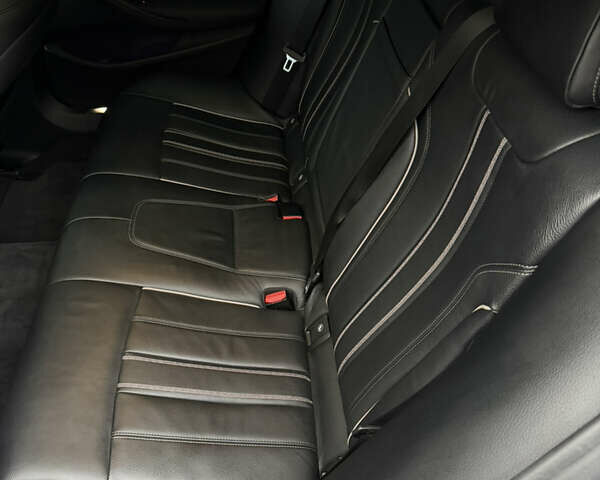 Сірий БМВ 5 Серія, об'ємом двигуна 3 л та пробігом 95 тис. км за 36999 $, фото 21 на Automoto.ua