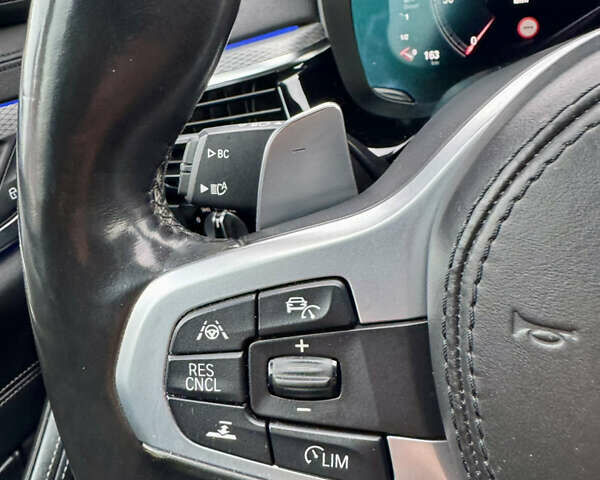 Серый БМВ 5 Серия, объемом двигателя 2 л и пробегом 258 тыс. км за 31500 $, фото 49 на Automoto.ua