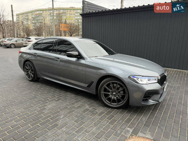 Сірий БМВ 5 Серія, об'ємом двигуна 3 л та пробігом 95 тис. км за 36999 $, фото 3 на Automoto.ua