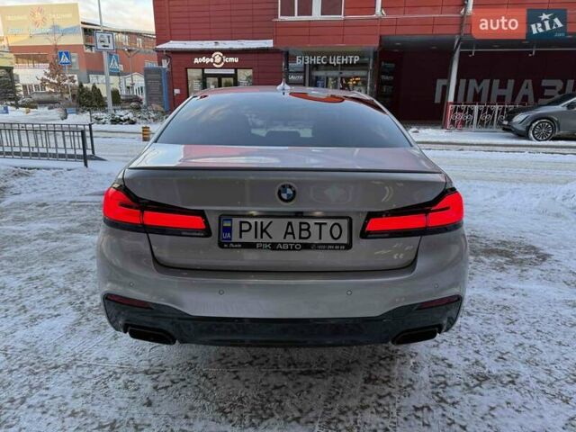 Серый БМВ 5 Серия, объемом двигателя 3 л и пробегом 139 тыс. км за 41400 $, фото 6 на Automoto.ua