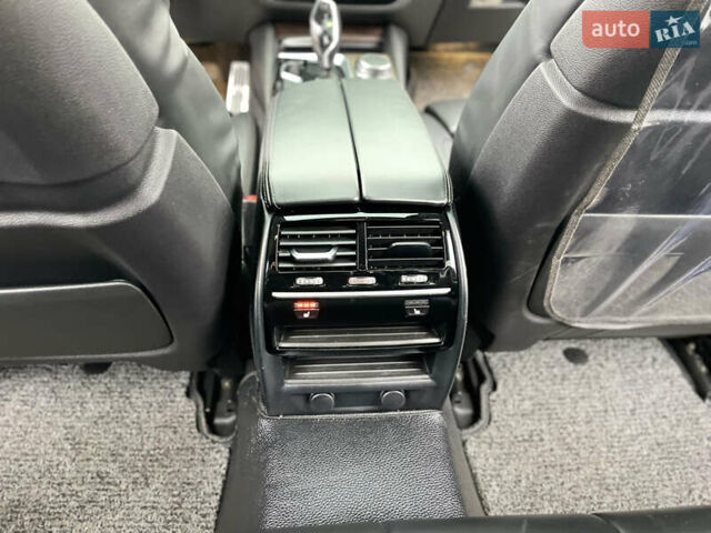 Серый БМВ 5 Серия, объемом двигателя 2 л и пробегом 137 тыс. км за 29500 $, фото 20 на Automoto.ua