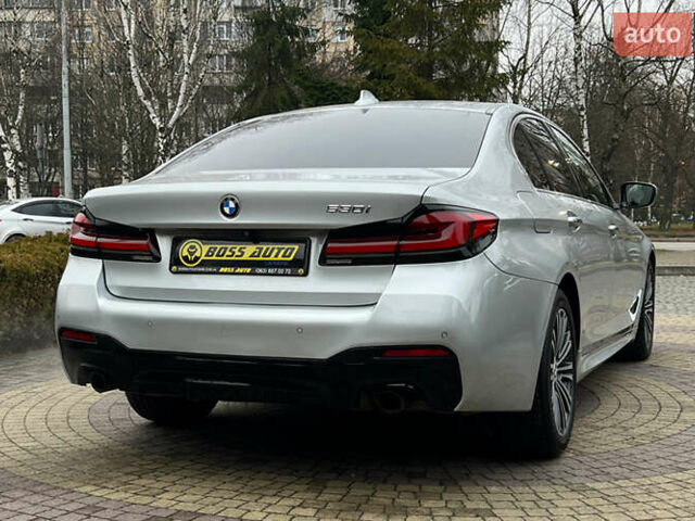 Серый БМВ 5 Серия, объемом двигателя 2 л и пробегом 111 тыс. км за 28300 $, фото 6 на Automoto.ua