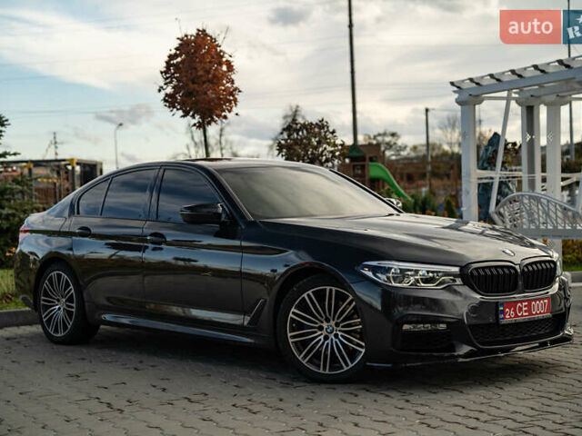 Серый БМВ 5 Серия, объемом двигателя 2 л и пробегом 70 тыс. км за 33900 $, фото 2 на Automoto.ua