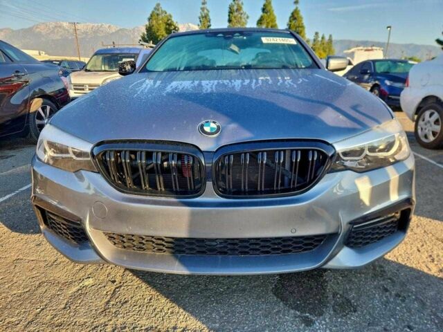 Серый БМВ 5 Серия, объемом двигателя 3 л и пробегом 92 тыс. км за 11000 $, фото 4 на Automoto.ua