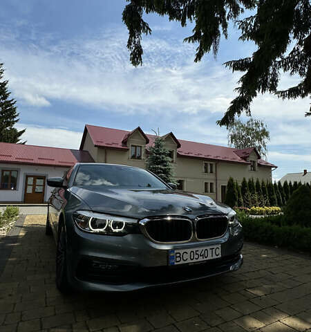 Серый БМВ 5 Серия, объемом двигателя 2 л и пробегом 82 тыс. км за 31250 $, фото 23 на Automoto.ua