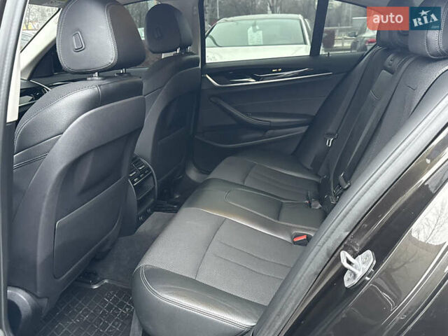 Серый БМВ 5 Серия, объемом двигателя 2 л и пробегом 131 тыс. км за 29999 $, фото 36 на Automoto.ua