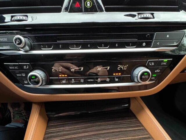 Сірий БМВ 5 Серія, об'ємом двигуна 2 л та пробігом 128 тис. км за 18000 $, фото 20 на Automoto.ua