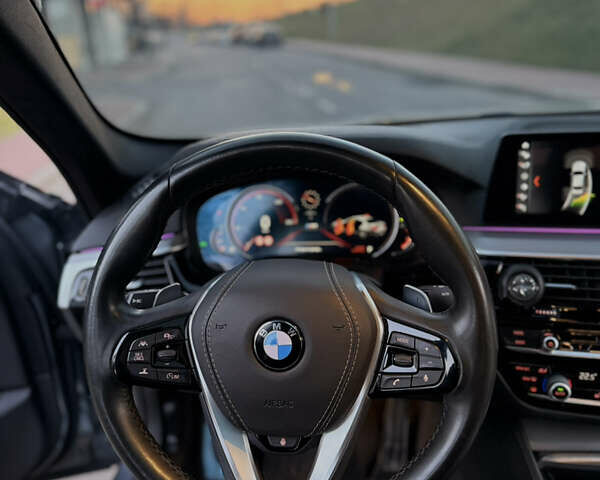 Серый БМВ 5 Серия, объемом двигателя 2 л и пробегом 166 тыс. км за 27700 $, фото 23 на Automoto.ua