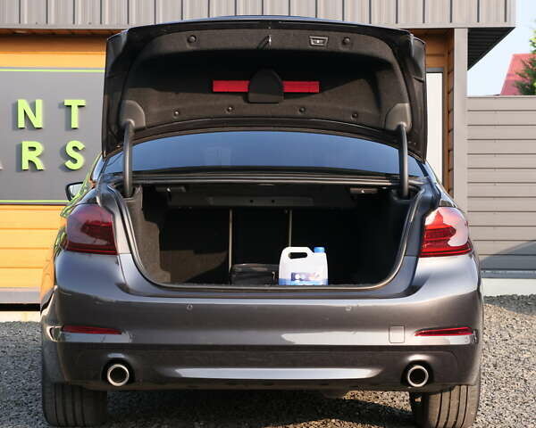 Серый БМВ 5 Серия, объемом двигателя 3 л и пробегом 186 тыс. км за 28999 $, фото 14 на Automoto.ua