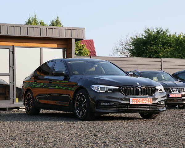 Серый БМВ 5 Серия, объемом двигателя 3 л и пробегом 186 тыс. км за 28999 $, фото 2 на Automoto.ua