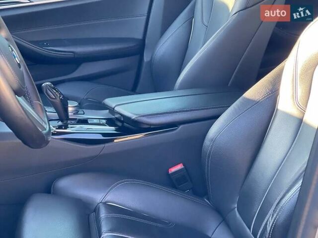 Серый БМВ 5 Серия, объемом двигателя 2 л и пробегом 206 тыс. км за 27900 $, фото 22 на Automoto.ua