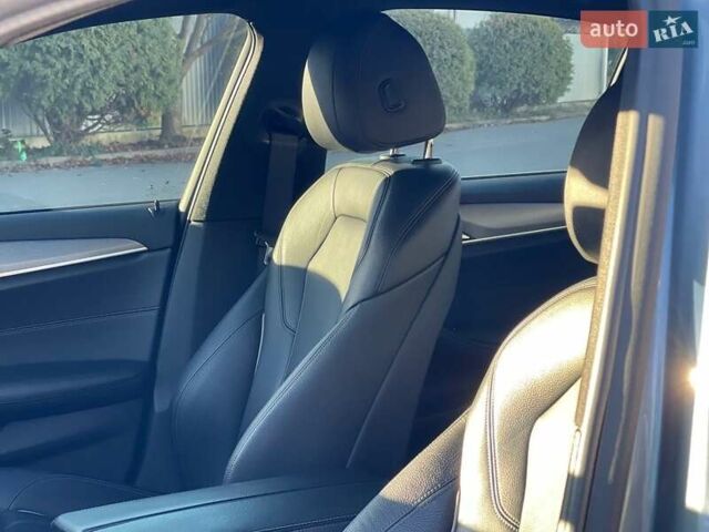 Серый БМВ 5 Серия, объемом двигателя 2 л и пробегом 206 тыс. км за 27900 $, фото 24 на Automoto.ua