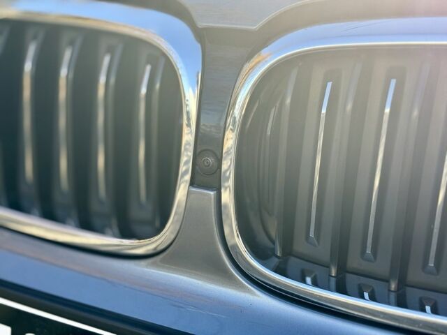 Серый БМВ 5 Серия, объемом двигателя 3 л и пробегом 93 тыс. км за 33500 $, фото 4 на Automoto.ua