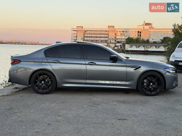Серый БМВ 5 Серия, объемом двигателя 2 л и пробегом 54 тыс. км за 34999 $, фото 3 на Automoto.ua
