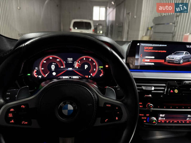 Серый БМВ 5 Серия, объемом двигателя 2.99 л и пробегом 205 тыс. км за 38700 $, фото 42 на Automoto.ua