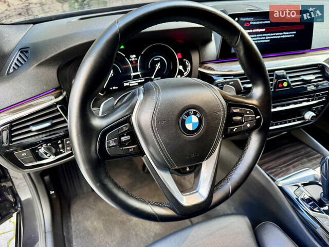 Серый БМВ 5 Серия, объемом двигателя 2 л и пробегом 154 тыс. км за 26999 $, фото 43 на Automoto.ua