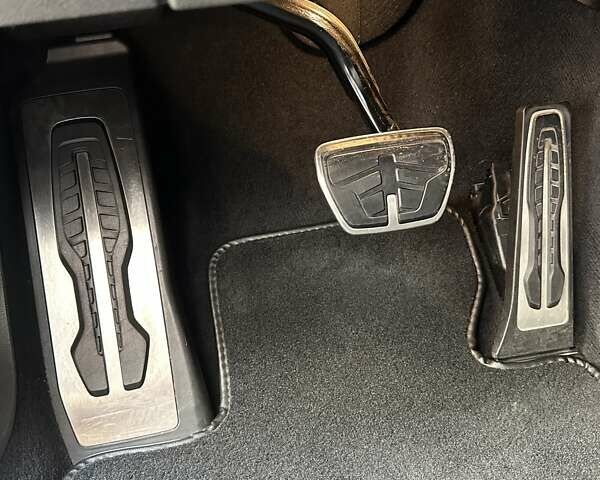 Серый БМВ 5 Серия, объемом двигателя 2 л и пробегом 160 тыс. км за 35500 $, фото 40 на Automoto.ua