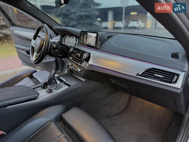 Серый БМВ 5 Серия, объемом двигателя 2 л и пробегом 166 тыс. км за 27700 $, фото 40 на Automoto.ua