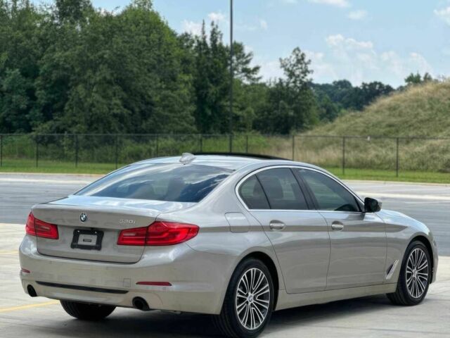 БМВ 5 Серия 2018 в Львове на Automoto.ua Серый БМВ 5 Серия, объемом двигателя 2 л и пробегом 36 тыс. км за 16000 $, фото 5 на Automoto.ua