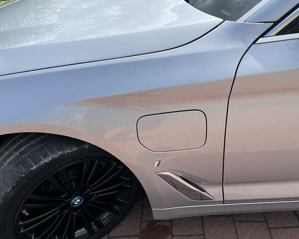 Серый БМВ 5 Серия, объемом двигателя 2 л и пробегом 80 тыс. км за 28000 $, фото 22 на Automoto.ua