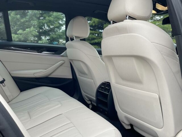 Сірий БМВ 5 Серія, об'ємом двигуна 2 л та пробігом 126 тис. км за 31500 $, фото 14 на Automoto.ua