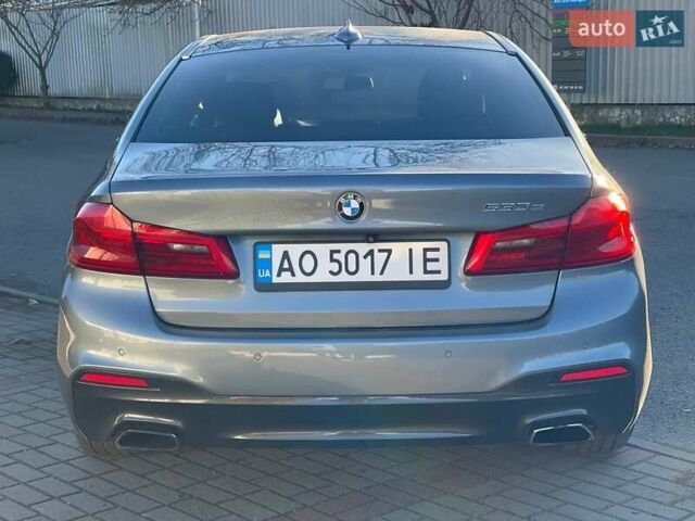 Серый БМВ 5 Серия, объемом двигателя 2 л и пробегом 206 тыс. км за 27900 $, фото 2 на Automoto.ua
