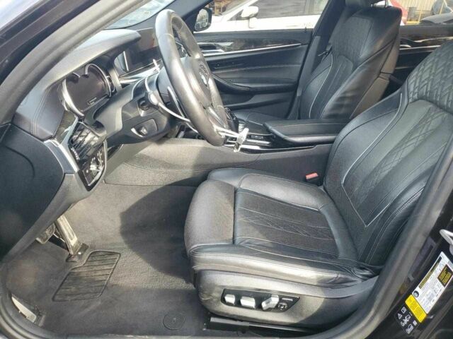 Серый БМВ 5 Серия, объемом двигателя 3 л и пробегом 52 тыс. км за 9600 $, фото 6 на Automoto.ua