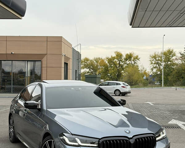 Сірий БМВ 5 Серія, об'ємом двигуна 2.98 л та пробігом 74 тис. км за 41900 $, фото 1 на Automoto.ua