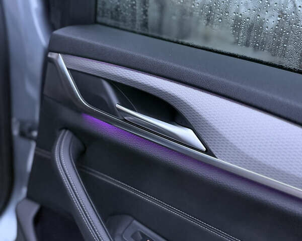 Сірий БМВ 5 Серія, об'ємом двигуна 2 л та пробігом 161 тис. км за 29900 $, фото 39 на Automoto.ua