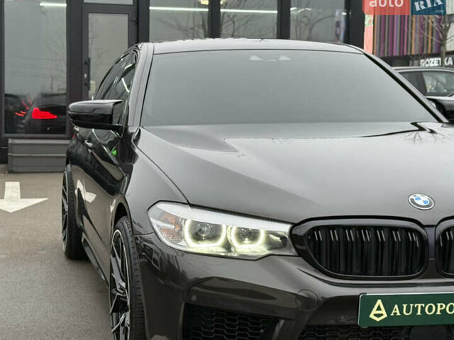 Серый БМВ 5 Серия, объемом двигателя 2 л и пробегом 131 тыс. км за 29999 $, фото 2 на Automoto.ua