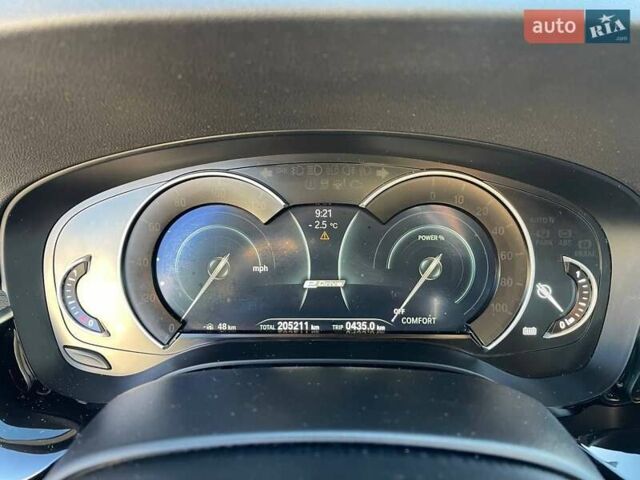 Серый БМВ 5 Серия, объемом двигателя 2 л и пробегом 206 тыс. км за 27900 $, фото 17 на Automoto.ua