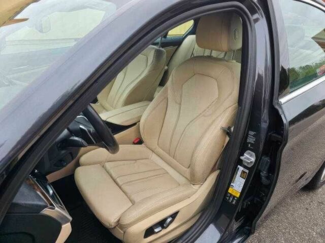 БМВ 5 Серия 2018 в Ивано-Франковске на Automoto.ua Серый БМВ 5 Серия, объемом двигателя 2 л и пробегом 76 тыс. км за 11000 $, фото 10 на Automoto.ua